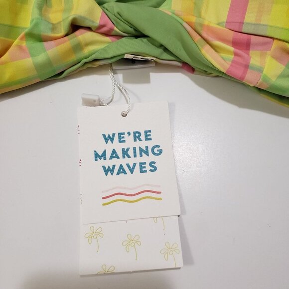 NWT‎ DIPPIN' DAISY'S Zuma-Seashore Bikini Top Size Small - Picture 10 of 10